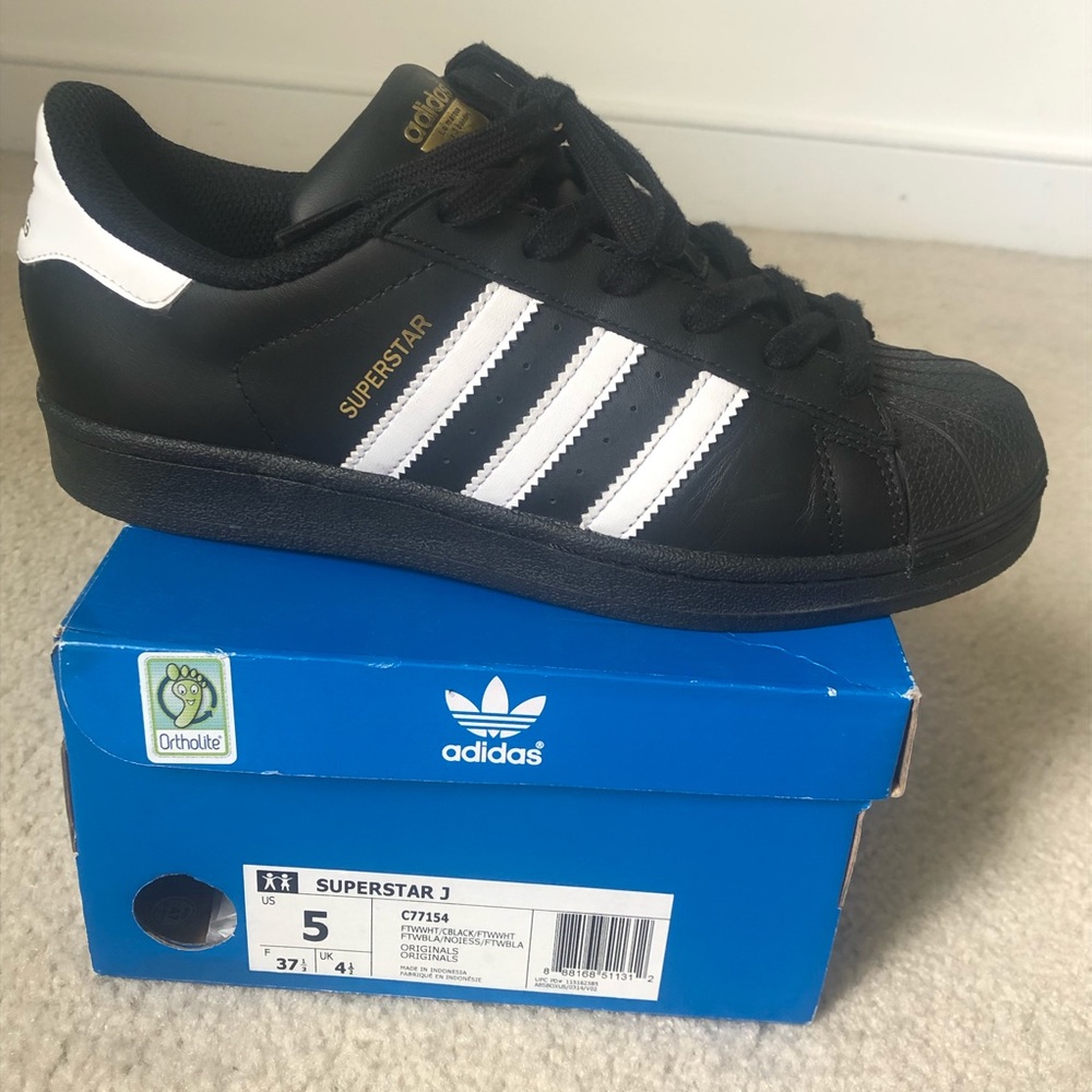 Adidas Superstar - Black/White - Women’s 7 - Boys5